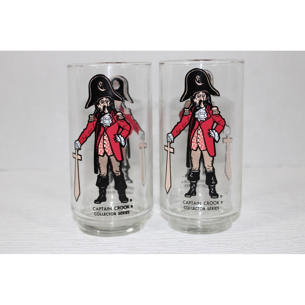 Vintage McDonalds Captain Crook Collector Series Glass Set of 2 1970s S0186